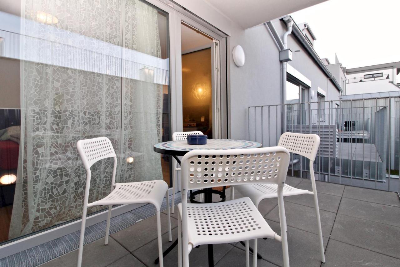 וינה Balcony/Pool/Free Parking Garage Studio מראה חיצוני תמונה