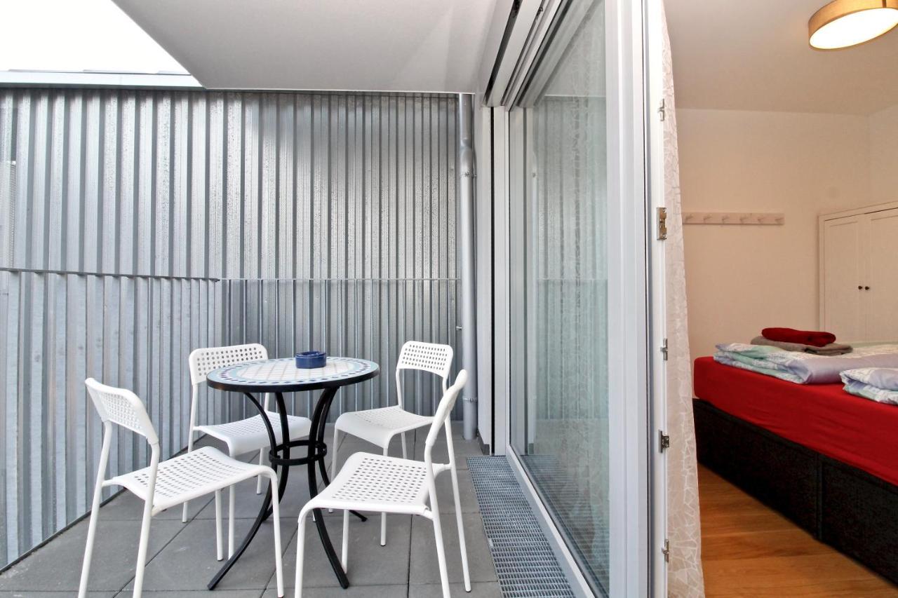 וינה Balcony/Pool/Free Parking Garage Studio מראה חיצוני תמונה