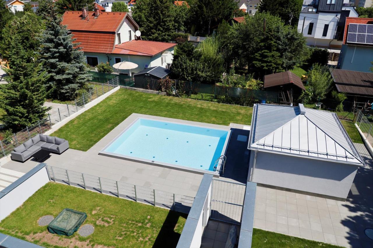וינה Balcony/Pool/Free Parking Garage Studio מראה חיצוני תמונה